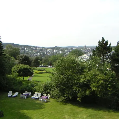 Hotel Haus Hellhohl Garni 3*