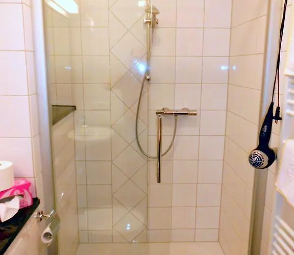 Haus Hellhohl Garni Брилон